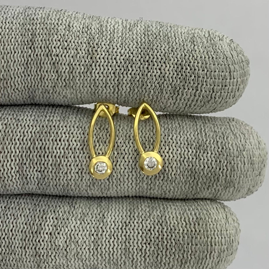 18K Gold Plated Long Gemstone Drop Earrings, Trendy Modern Look TGE1035 EM-1290